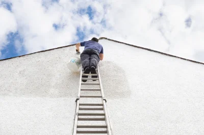 Peinture extérieure à Saint-Pantaléon-de-Larche — façades et ravalement